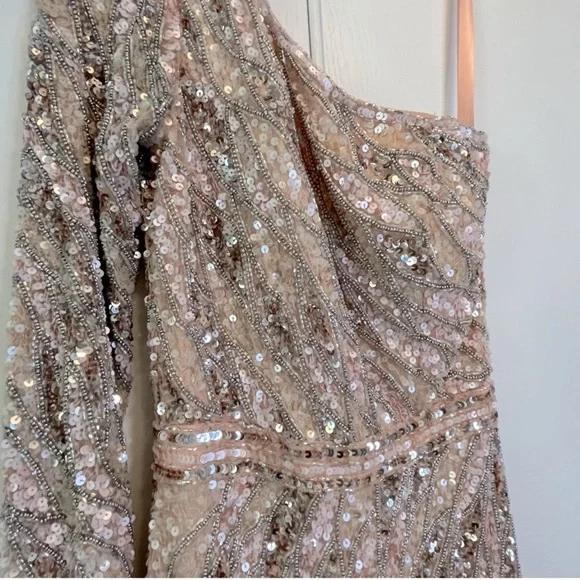 Mac Duggal Asymmetrical One Shoulder Long Sleeve Fully Sequin Gown Rose Gold - Picture 9 of 13